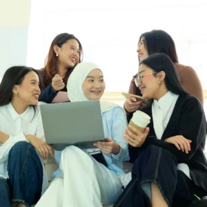 best scholarships for arab students